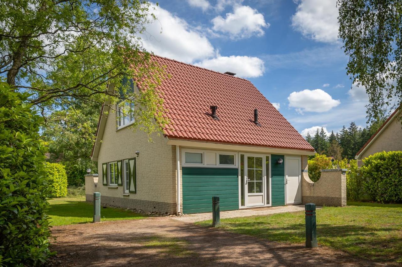 Bungalow - 6 Personen Gelegen In De Nabije Omgeving Van Avonturenpark Hellendoorn En De Prachtige Sallandse Heuvelrug En Eelerberg 외부 사진