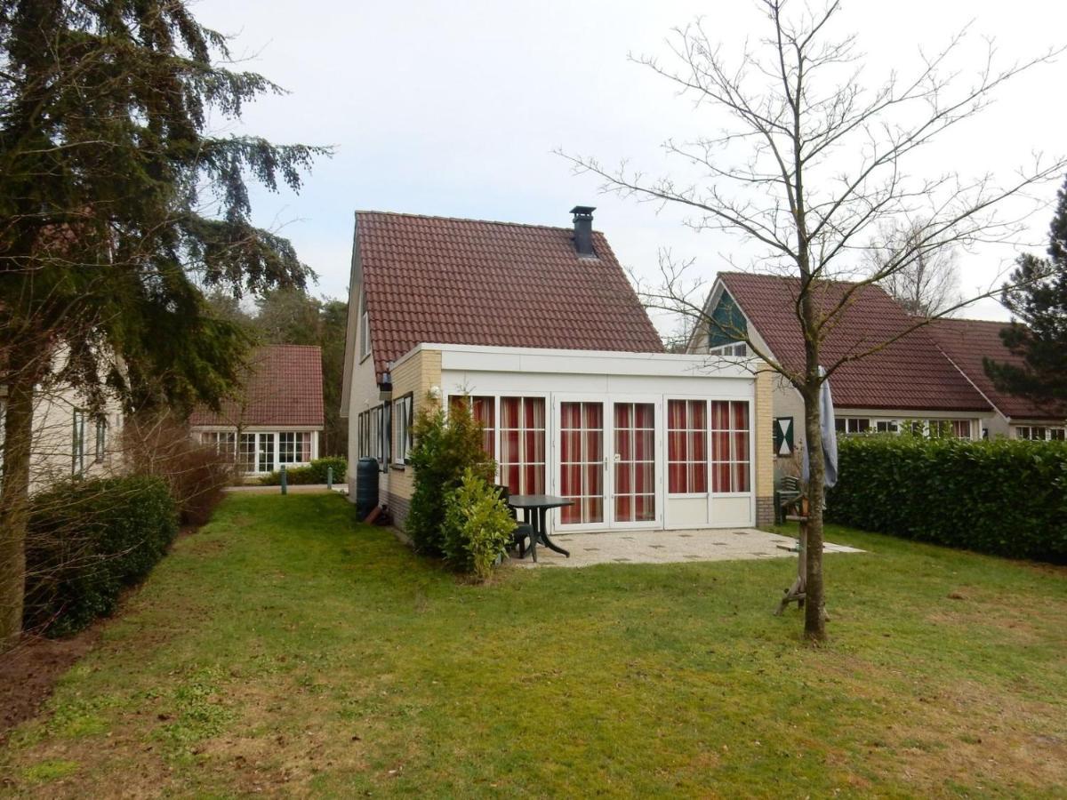 Bungalow - 6 Personen Gelegen In De Nabije Omgeving Van Avonturenpark Hellendoorn En De Prachtige Sallandse Heuvelrug En Eelerberg 외부 사진