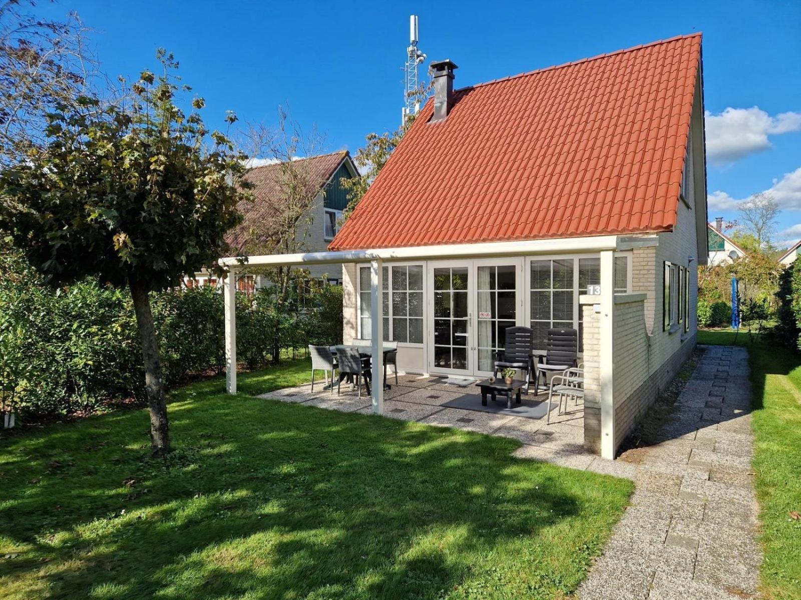 Bungalow - 6 Personen Gelegen In De Nabije Omgeving Van Avonturenpark Hellendoorn En De Prachtige Sallandse Heuvelrug En Eelerberg 외부 사진