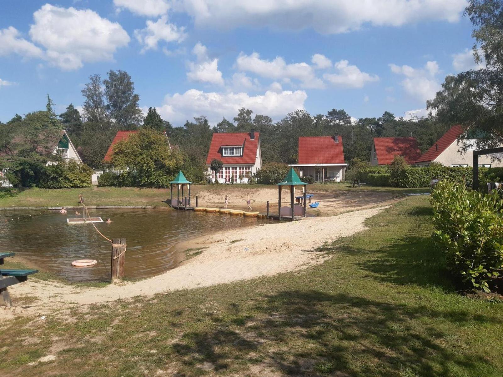 Bungalow - 6 Personen Gelegen In De Nabije Omgeving Van Avonturenpark Hellendoorn En De Prachtige Sallandse Heuvelrug En Eelerberg 외부 사진