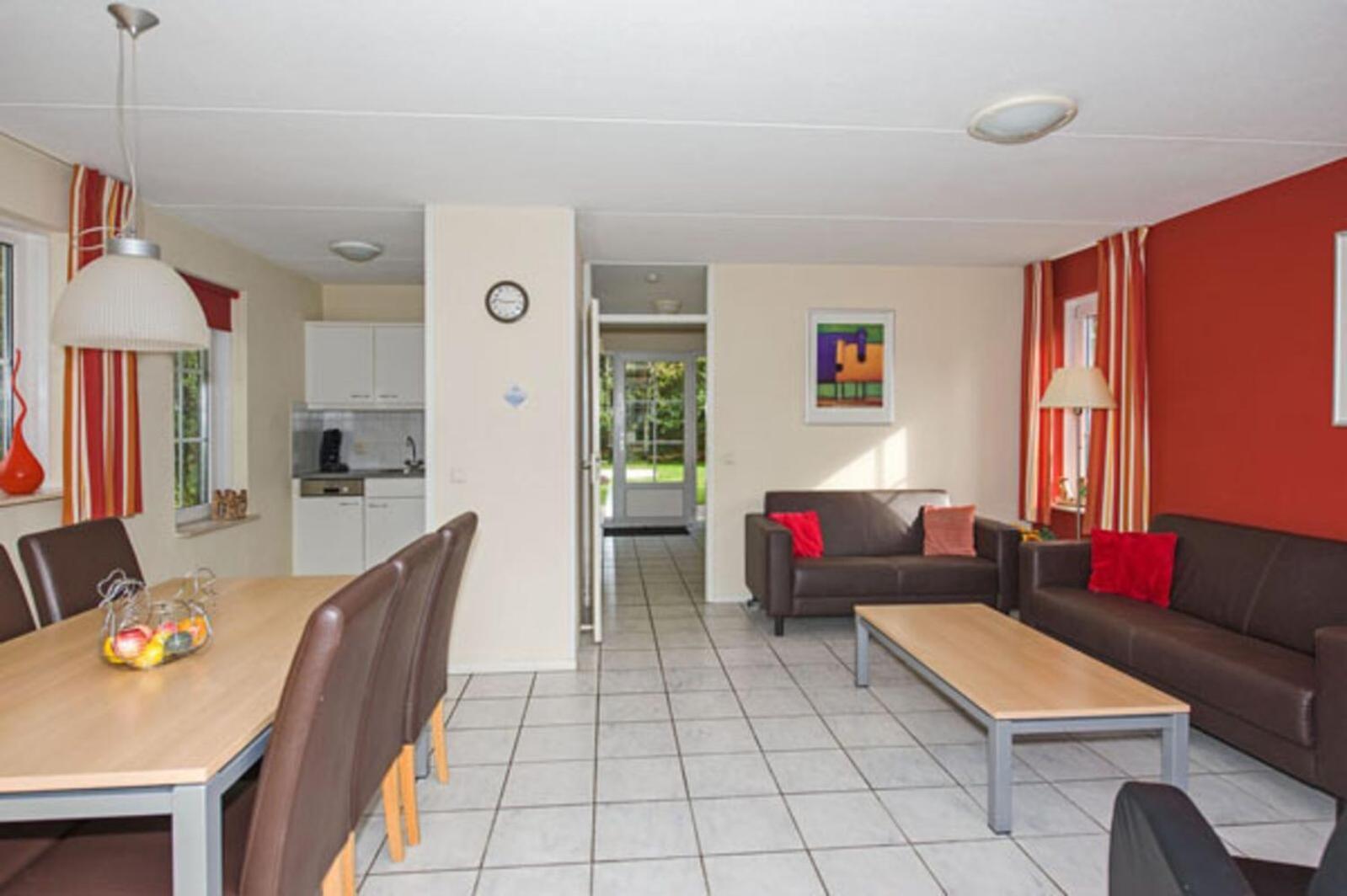 Bungalow - 6 Personen Gelegen In De Nabije Omgeving Van Avonturenpark Hellendoorn En De Prachtige Sallandse Heuvelrug En Eelerberg 외부 사진